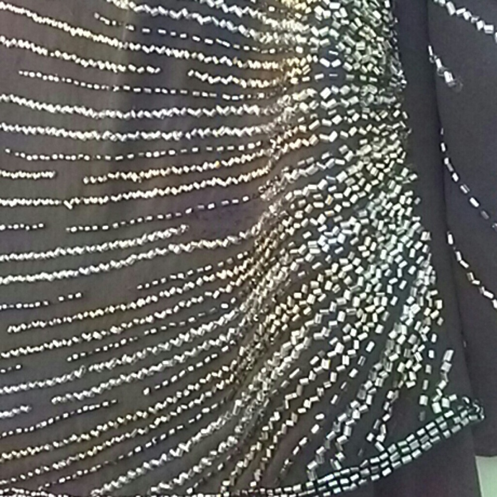 diagonal design black ballgown - Picture 2 of 6